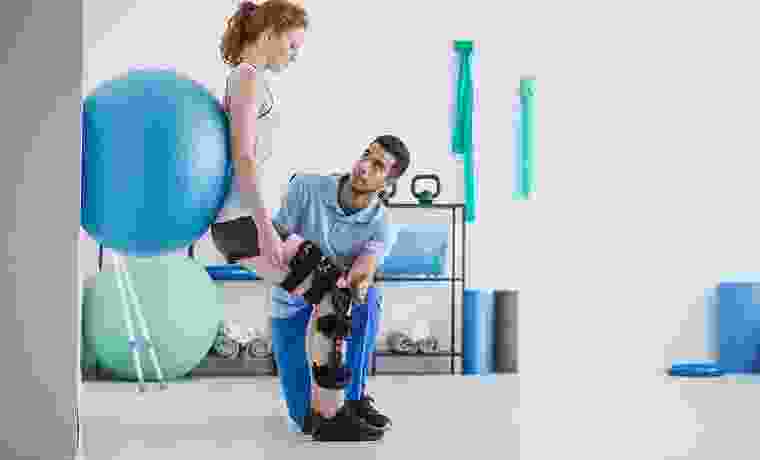 nivaranphysiotherapy.com